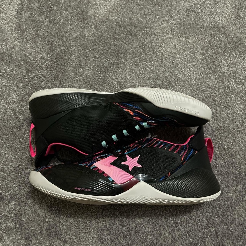 Converse All Star BB Shift
‘Black Neon Pink’